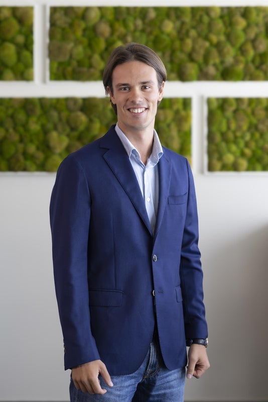 Homme Professionnel cherche une chambre simple ou double Photo principale