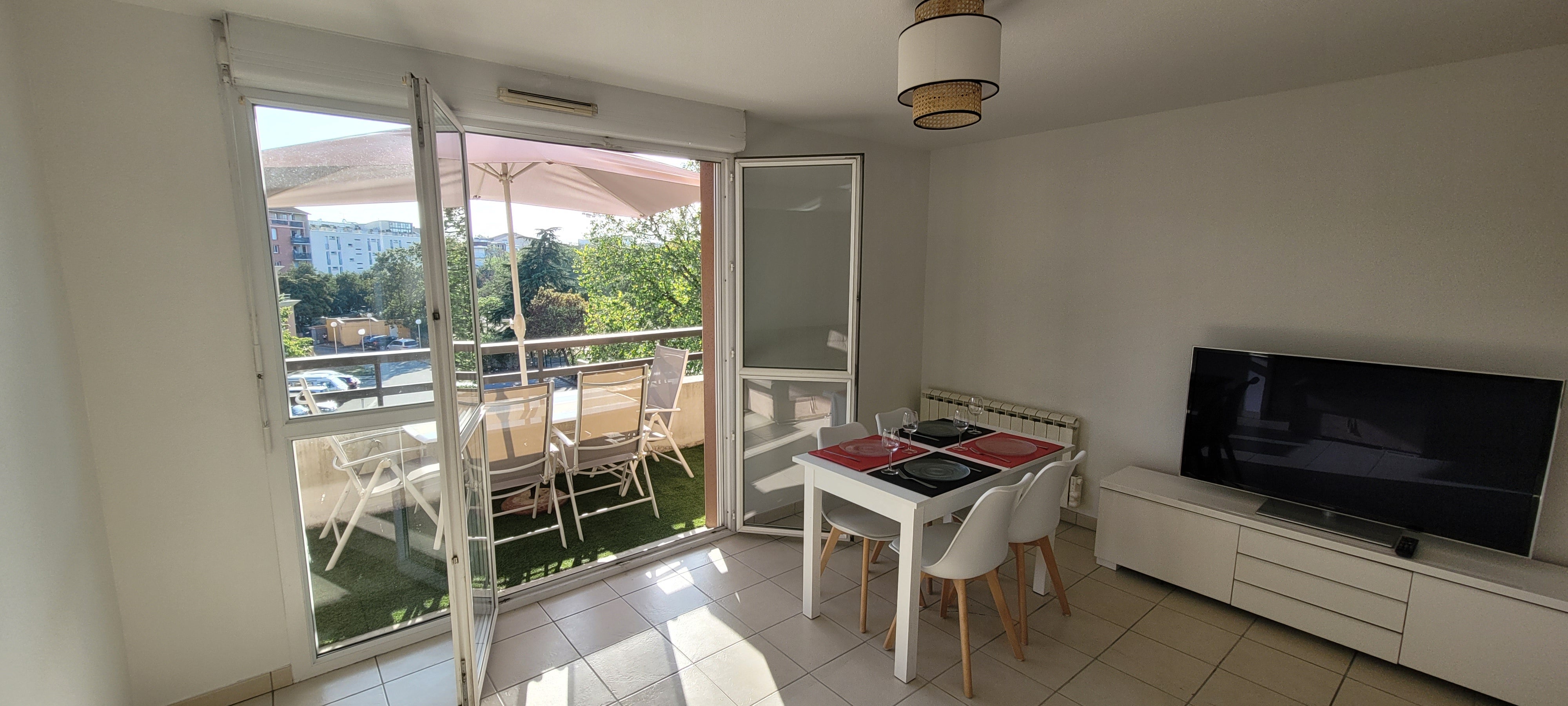 Joli T3 meublé cherche colocataire ! Photo principale