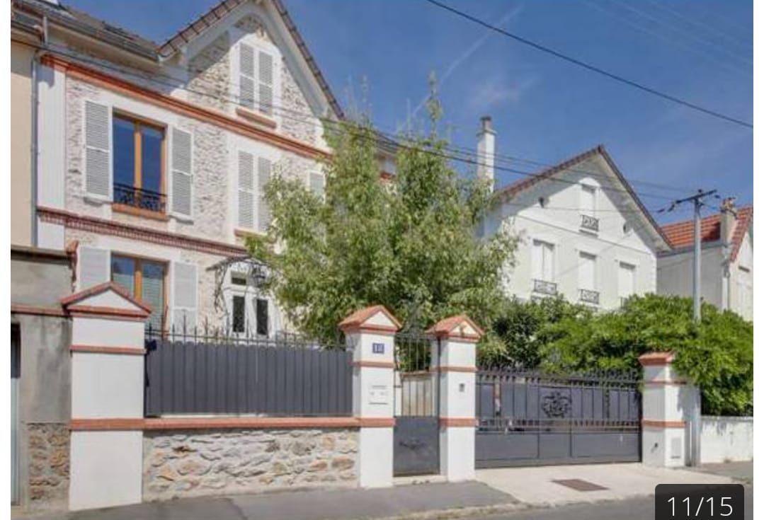 Chambre à louer dans une grande maison avec jardin Photo principale