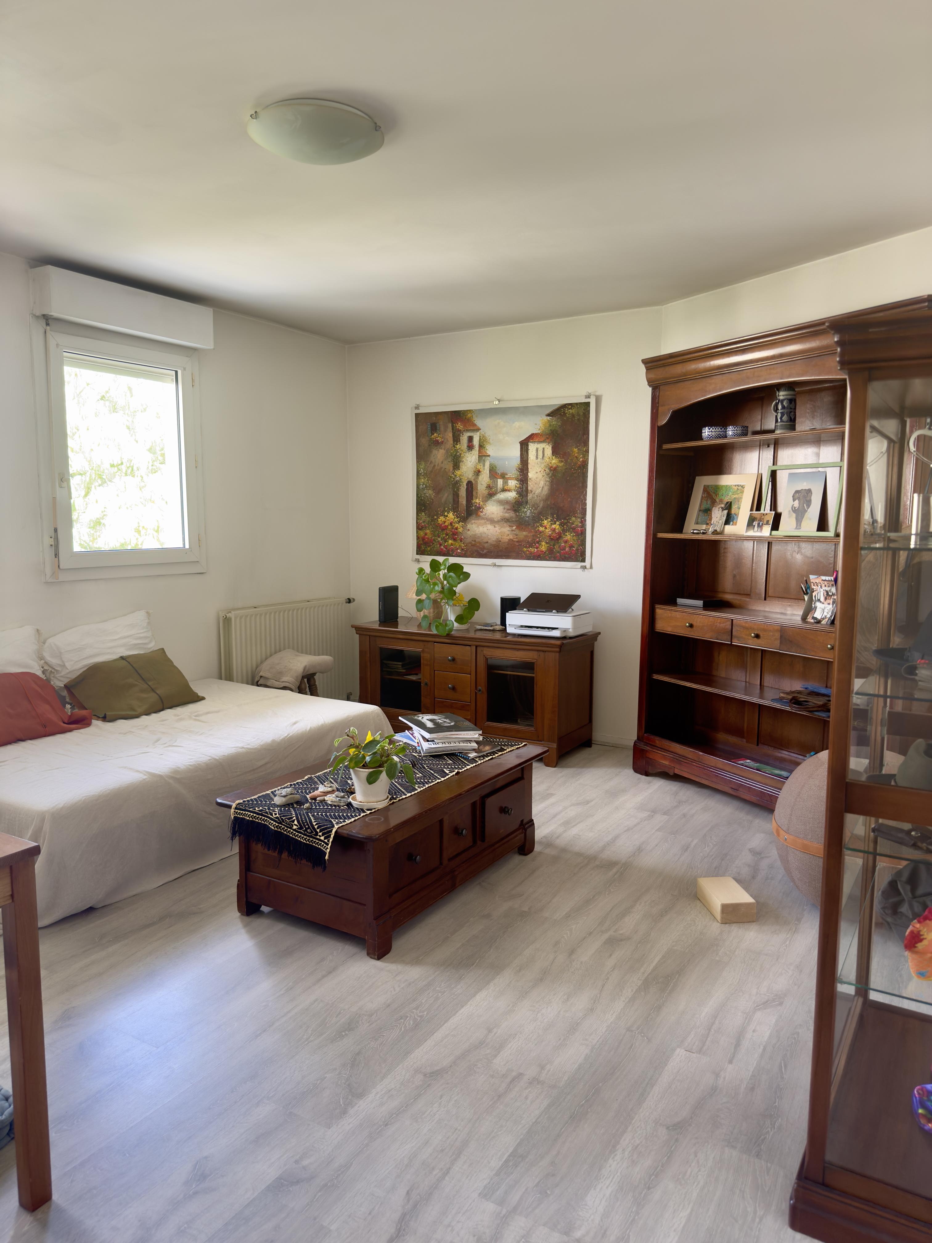 Chambre À Louer (Appartement Partagé) Photo principale
