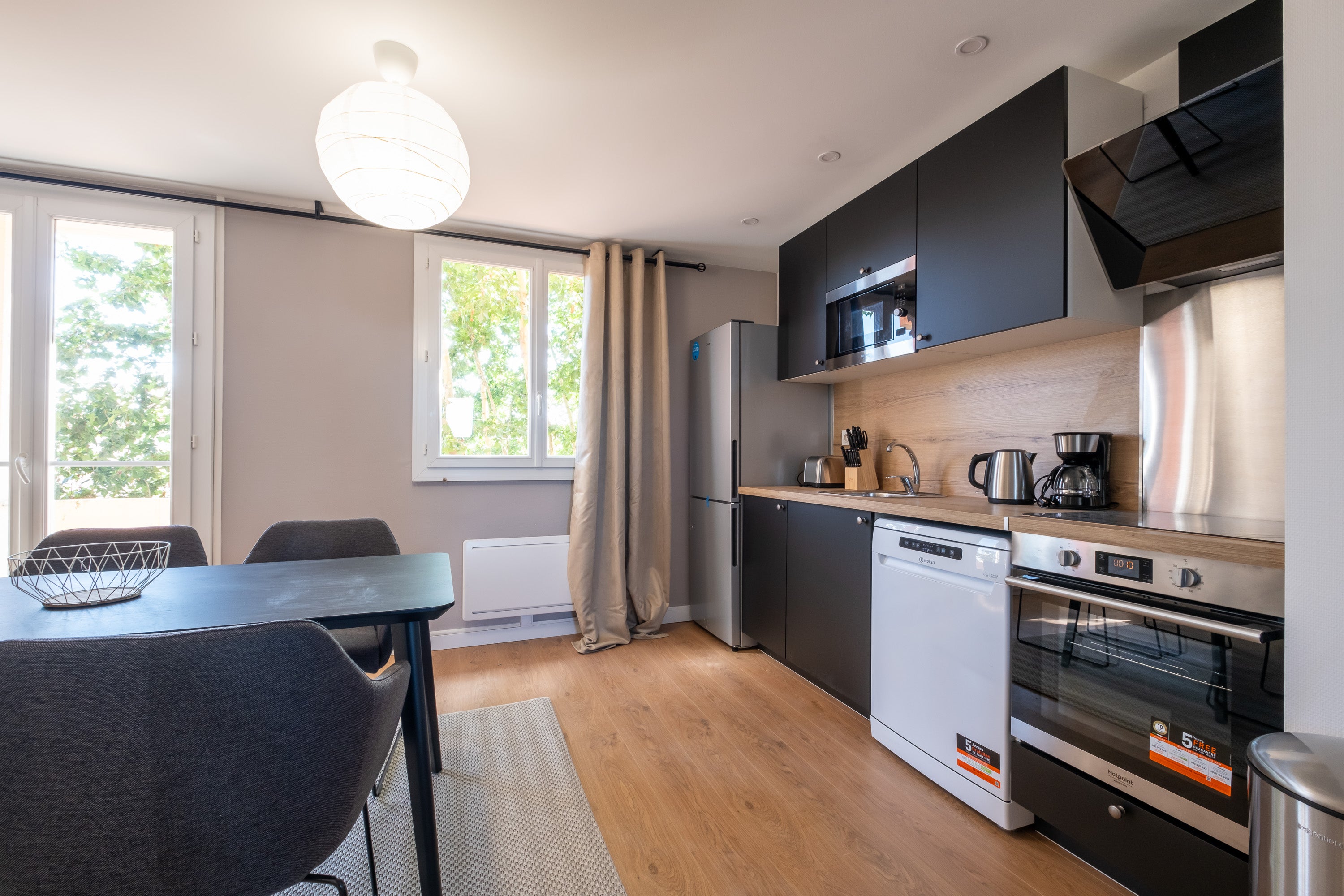 Chambre meublée en colocation rénovée + terrasse Photo principale