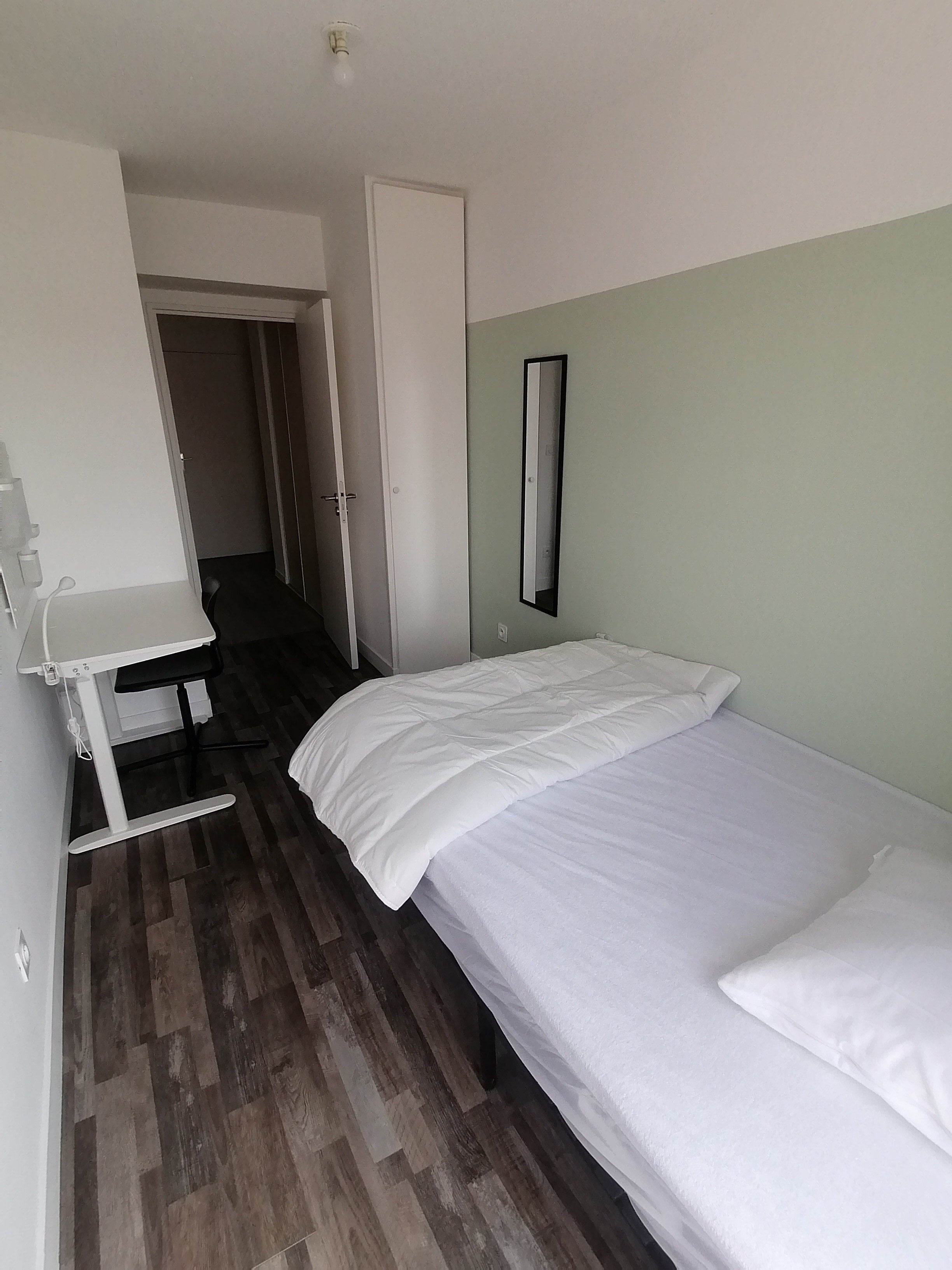 Chambre colocation-appartement refait à neuf Photo principale