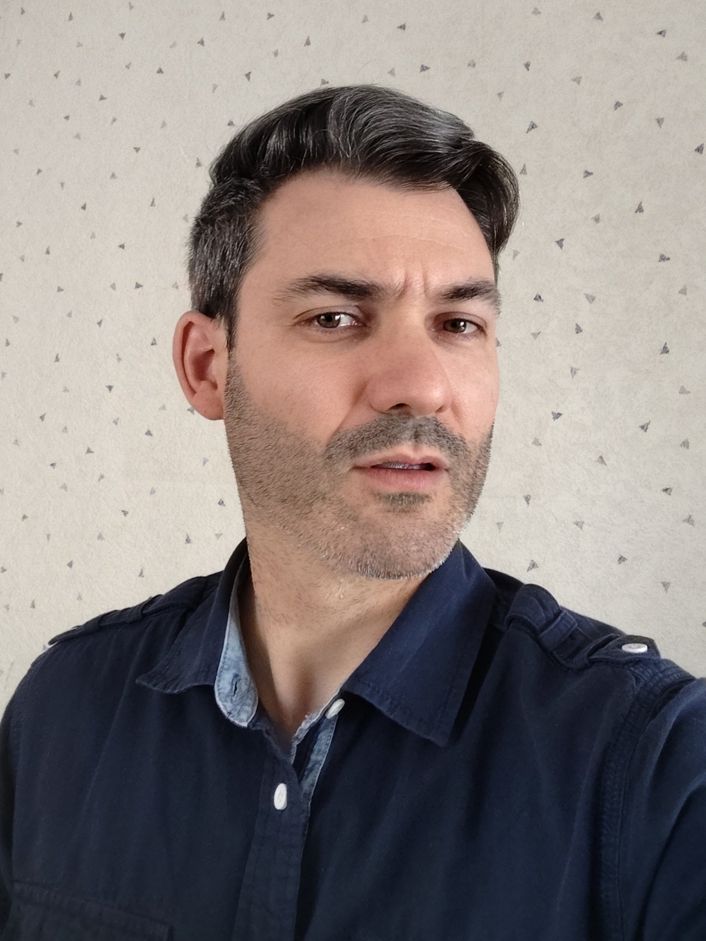 Recherche Chambre à louer 77-94-93 Photo principale