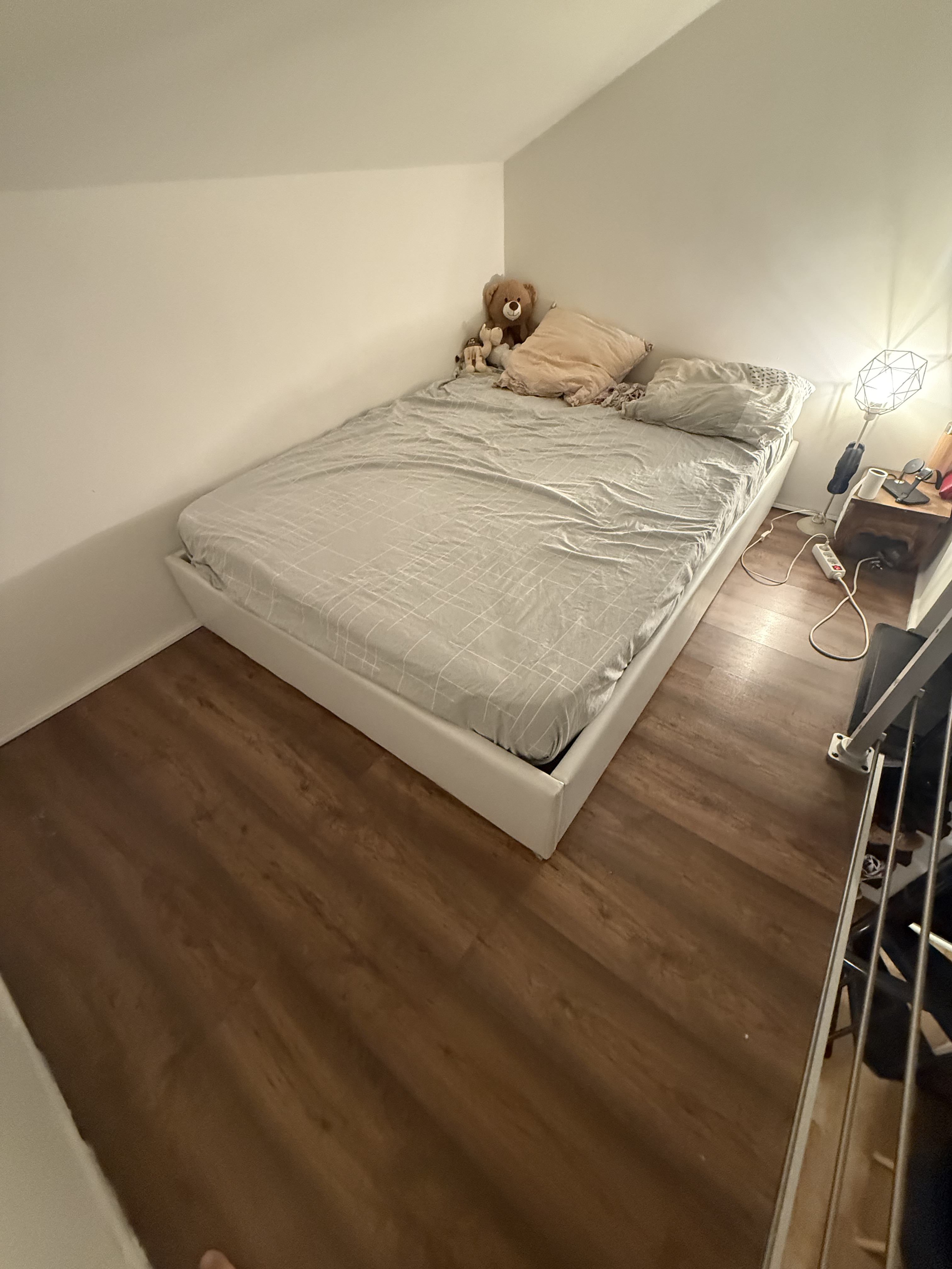 Loue chambre avec mezzanine en collocation  Photo principale