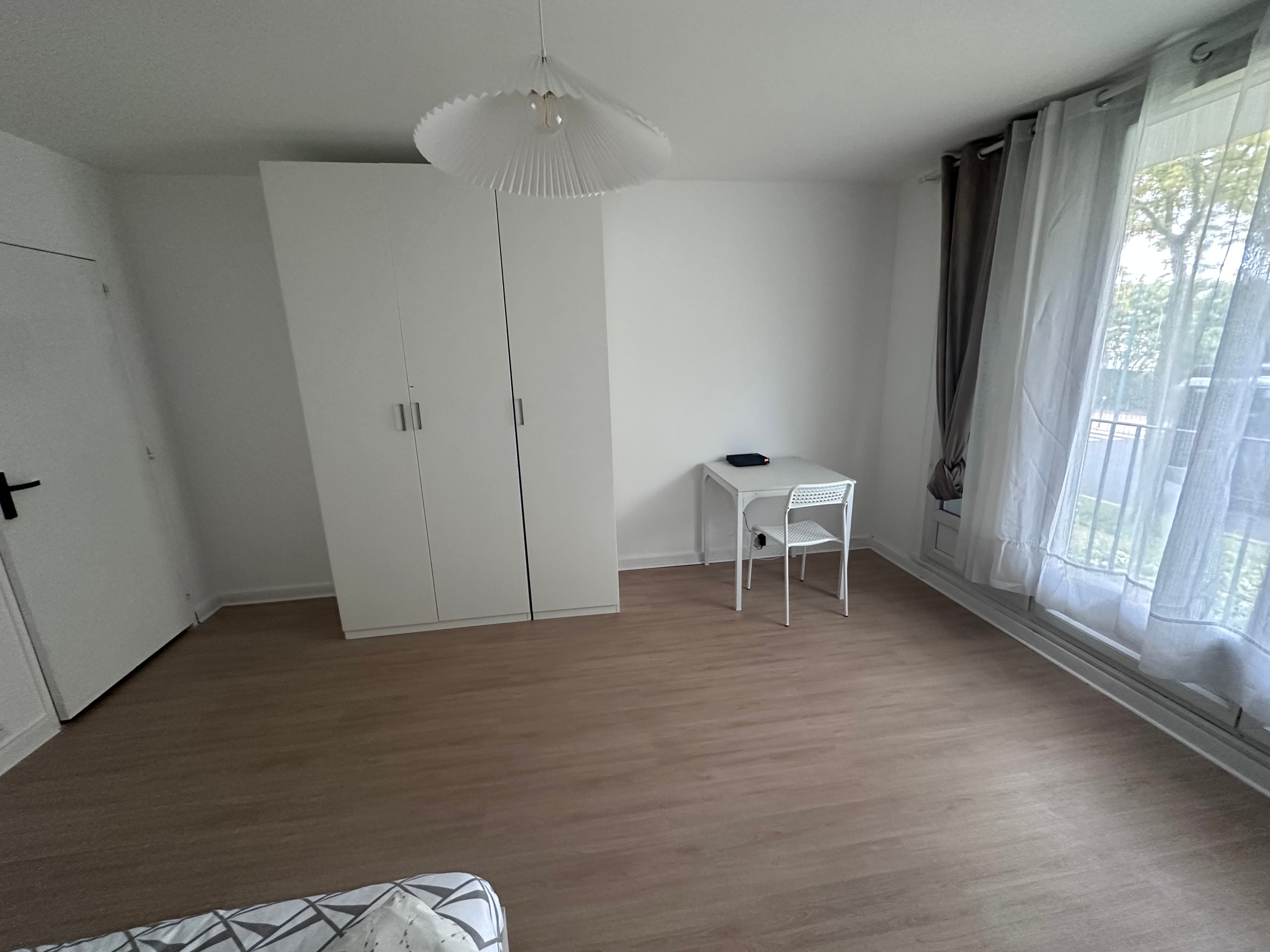 Les Louvrais (95300 Pontoise)