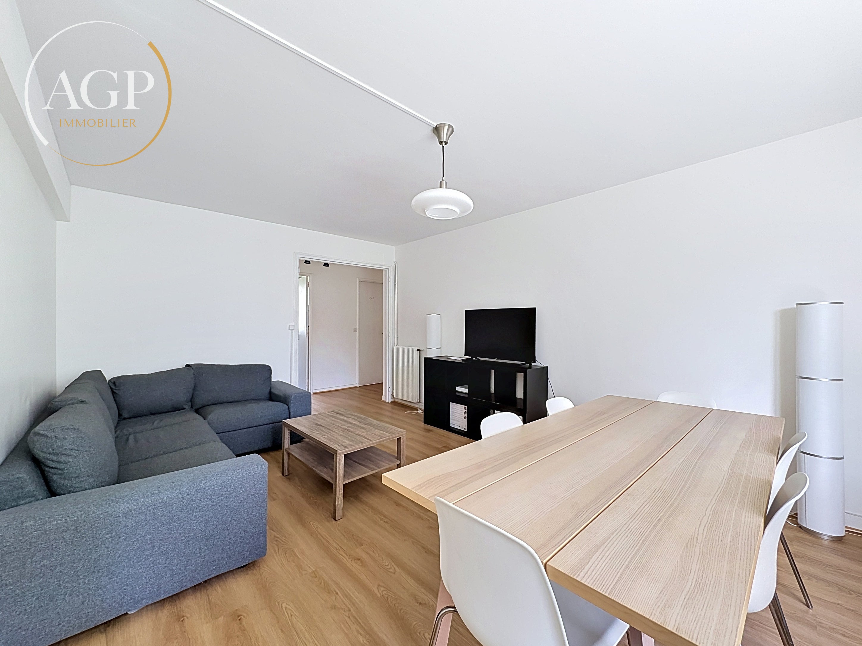 Chambre en colocation Appartement T5 - 350 € HC Photo principale