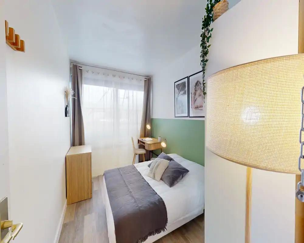 10 Vouillé 7 - Chambre 3 (PRS) Photo principale