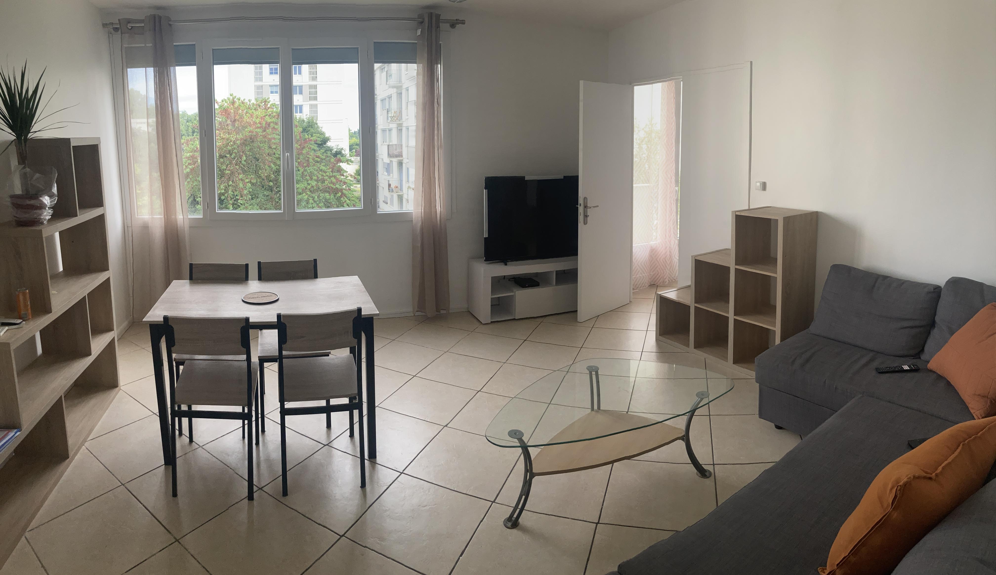 Mérignac les Eyquems-disponible le 01 septembre  Photo principale