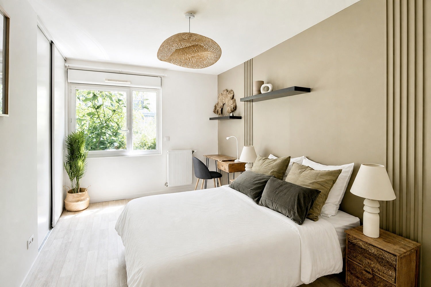 Chambre contemporaine de 15 m² à louer en coliving Photo principale