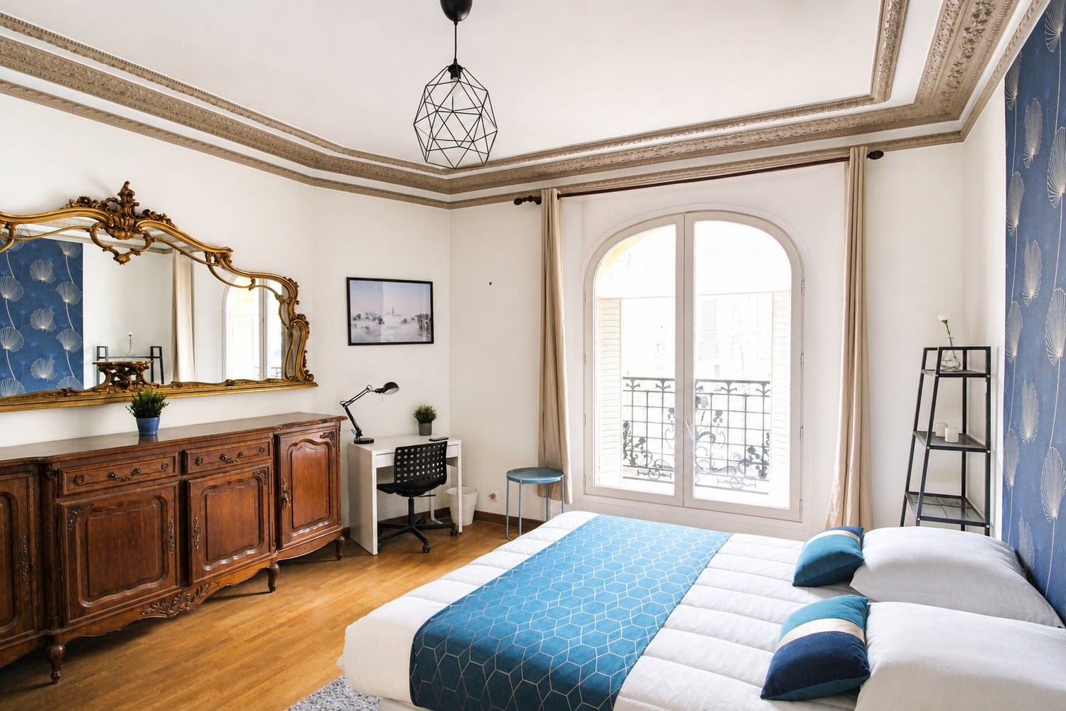 Grande chambre lumineuse – 19m² Photo principale