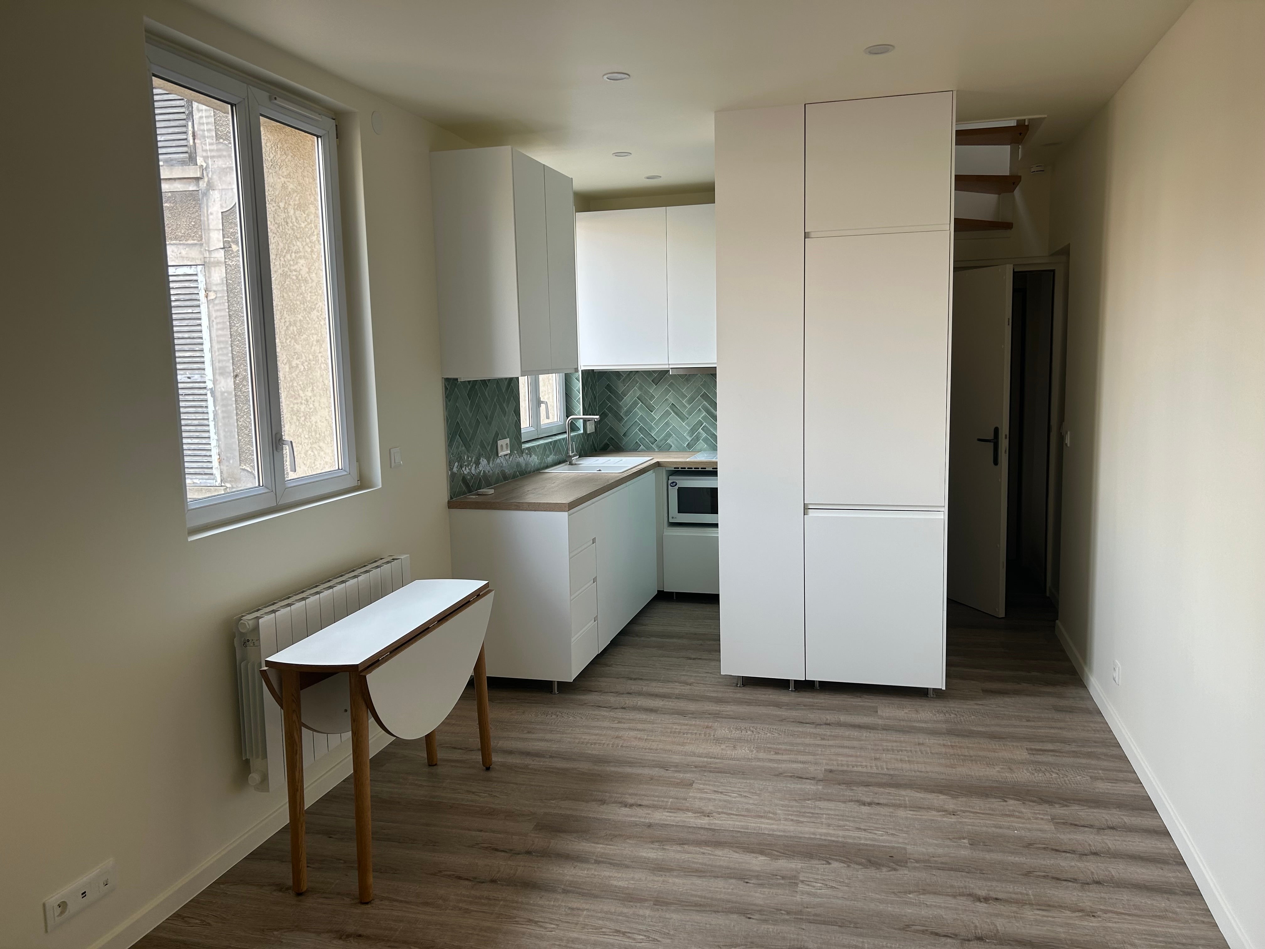 LOCATION Solo ou Couple-Studio en Duplex Photo principale
