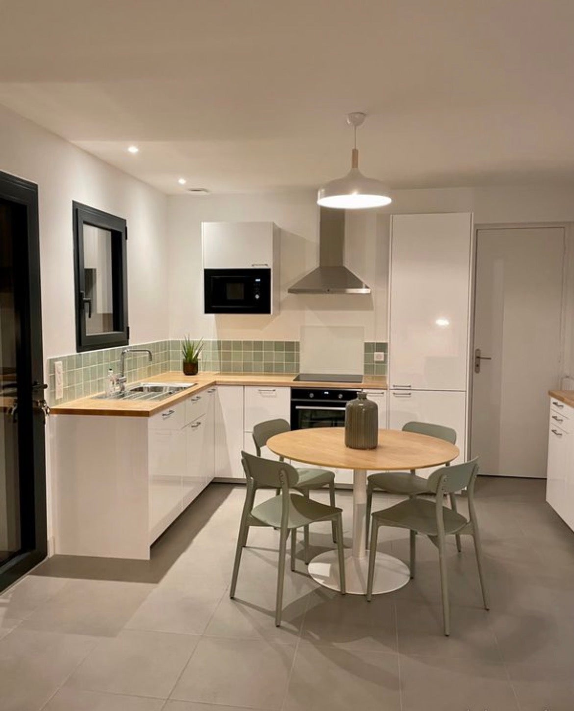 2 chambres a louer dans maison de 3 a Bordeaux Photo principale