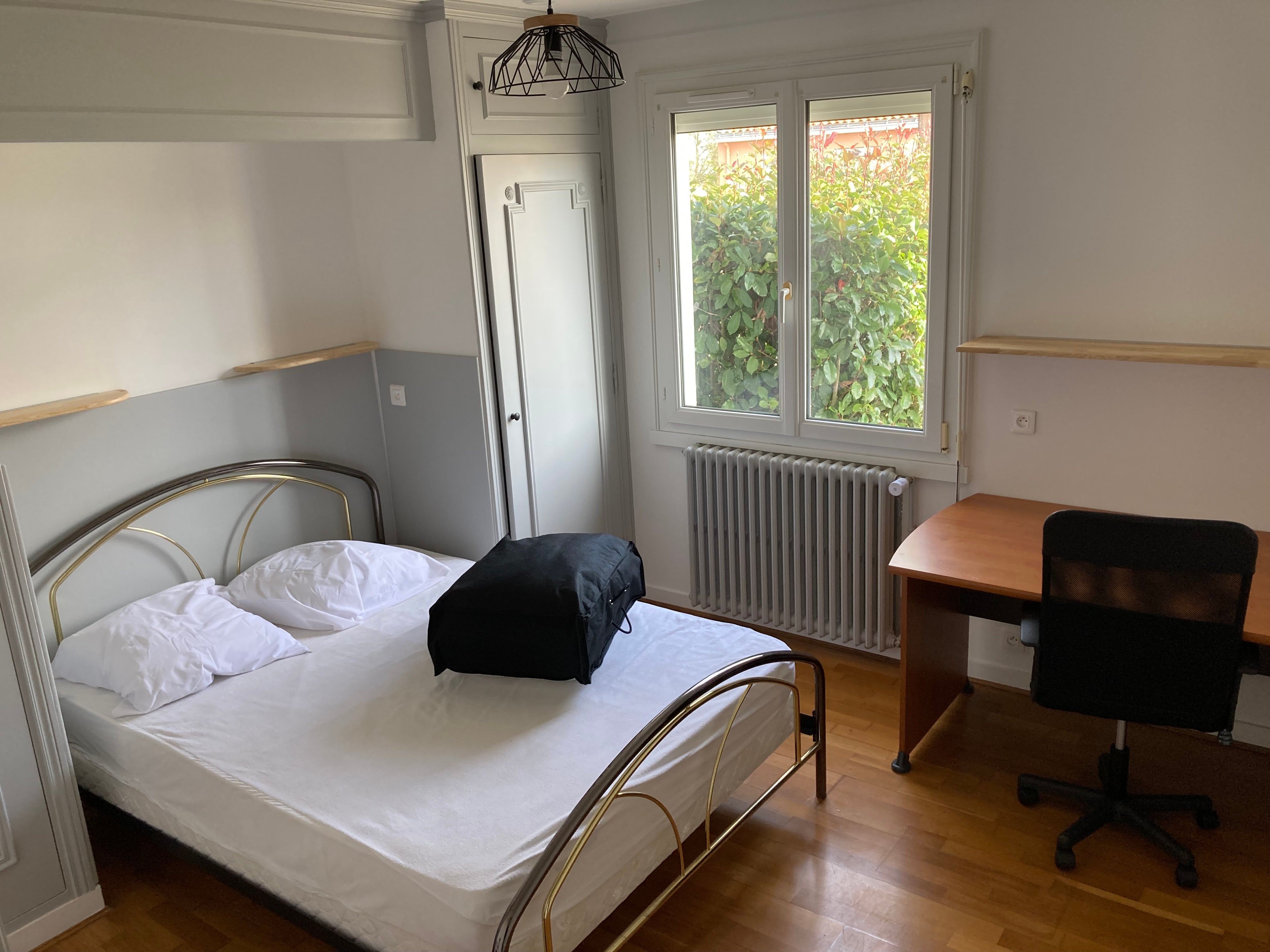 Maison à louer avec 3 chambres meublées + Jardin / Photo principale