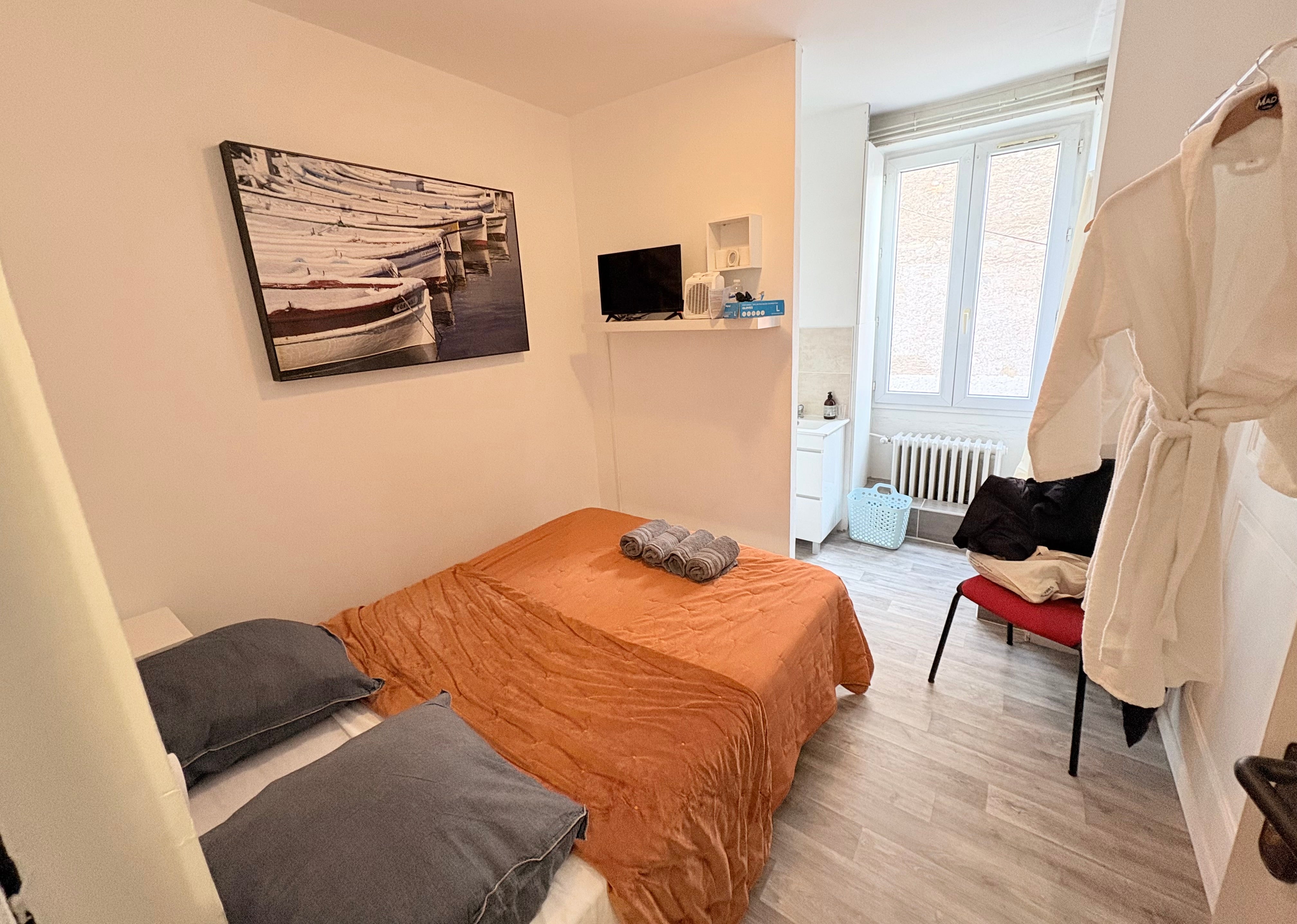 Chambre avec salle de bain privative, tout compris Photo principale