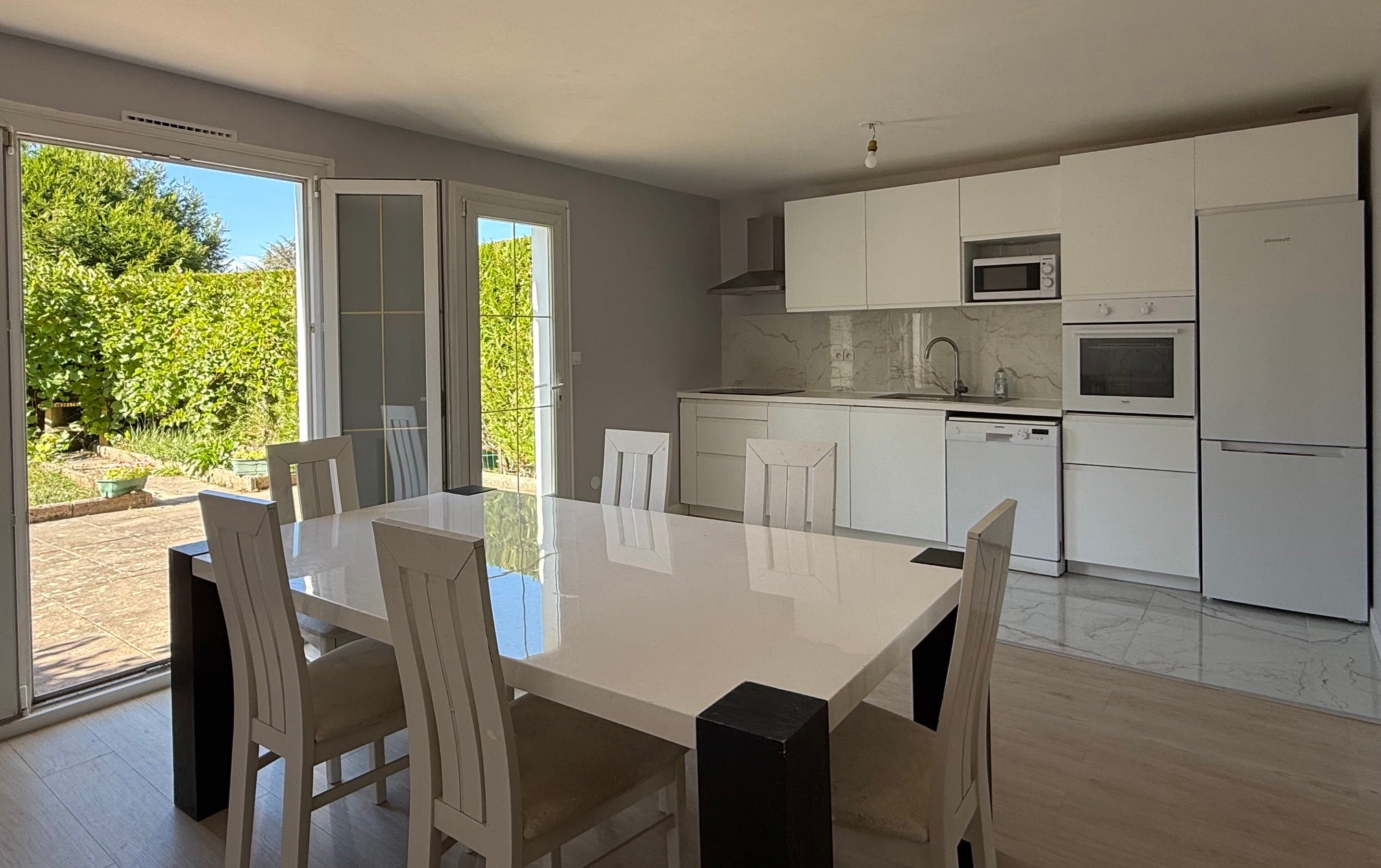 Chambre dans une grande maison de 87m2 avec jardin Photo principale