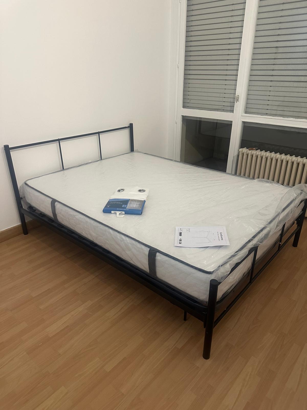 Chambre en location 490 Photo principale
